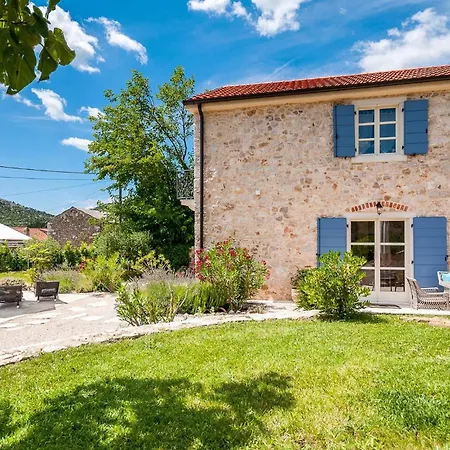 Feriehus Villa Amore *